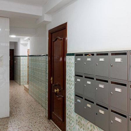 Piso Elegante Y Nuevo De 3 Habitaciones Y 2 Banos Sevilla Buitenkant foto