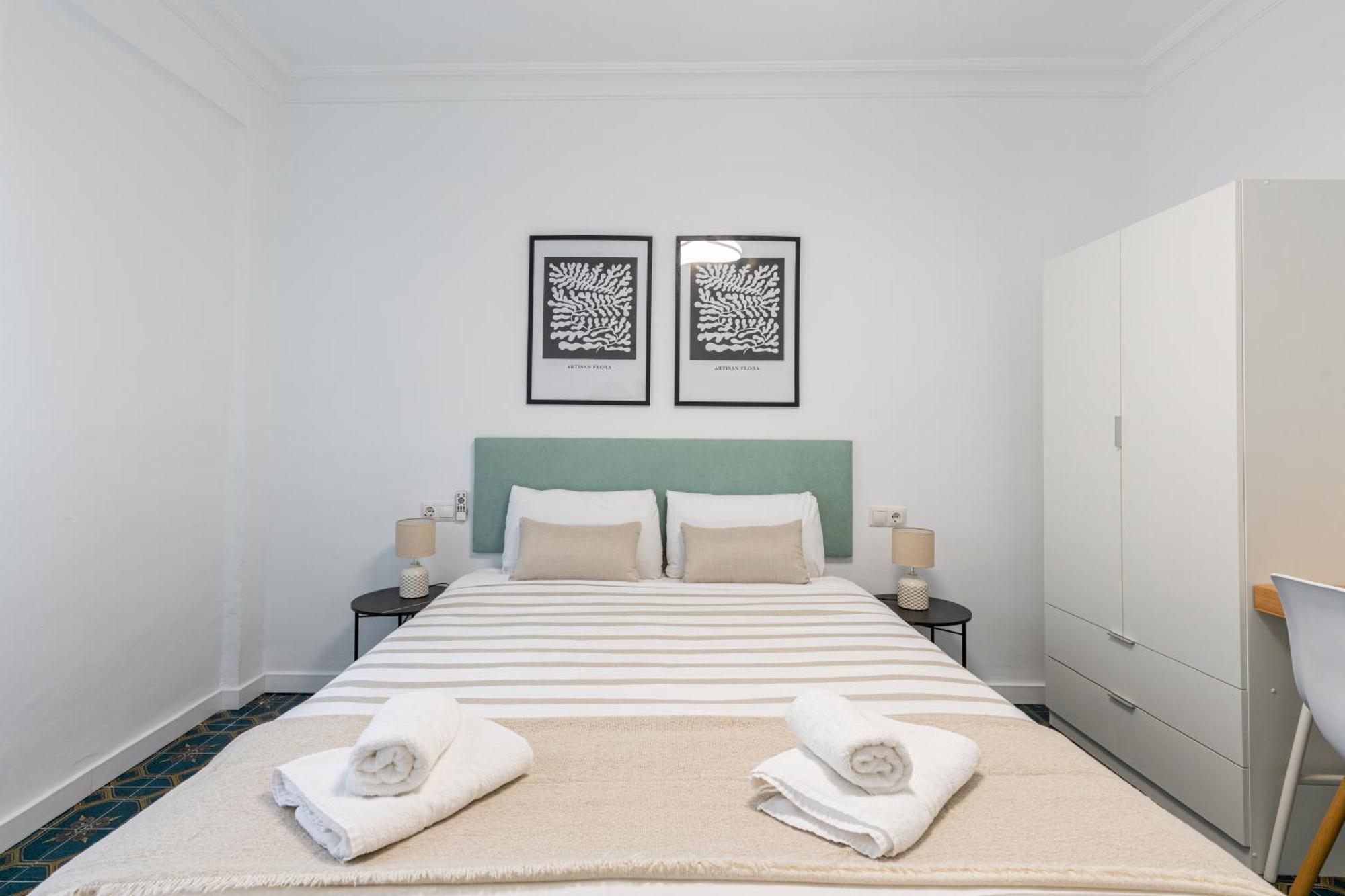 Piso Elegante Y Nuevo De 3 Habitaciones Y 2 Banos Sevilla Buitenkant foto