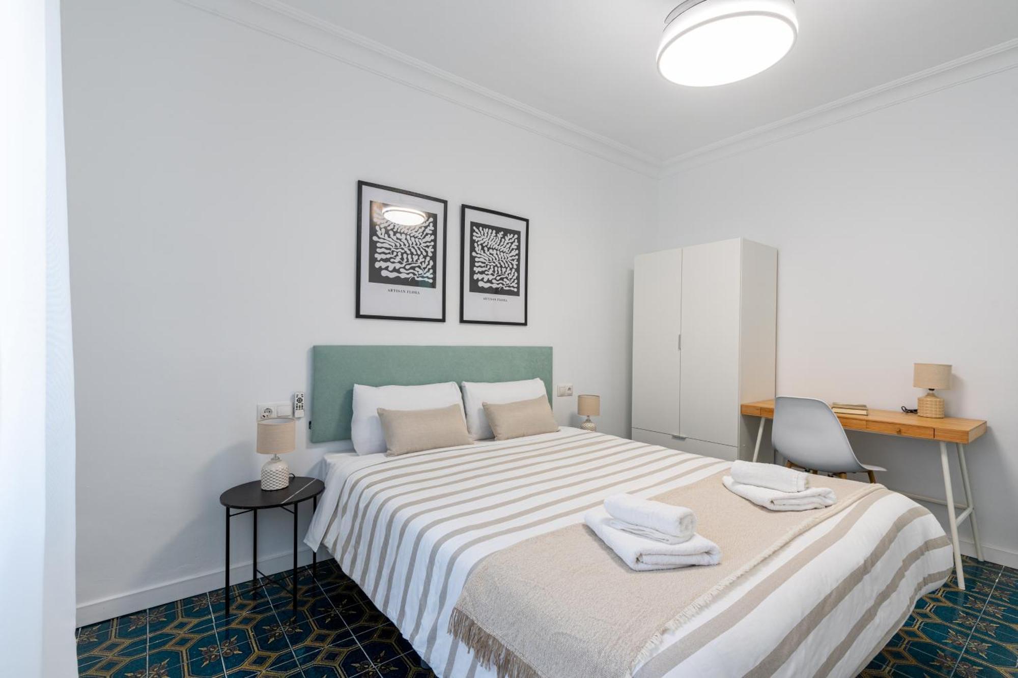 Piso Elegante Y Nuevo De 3 Habitaciones Y 2 Banos Sevilla Buitenkant foto