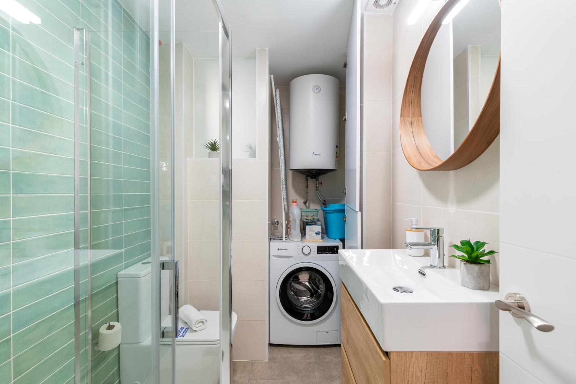 Piso Elegante Y Nuevo De 3 Habitaciones Y 2 Banos Sevilla Buitenkant foto